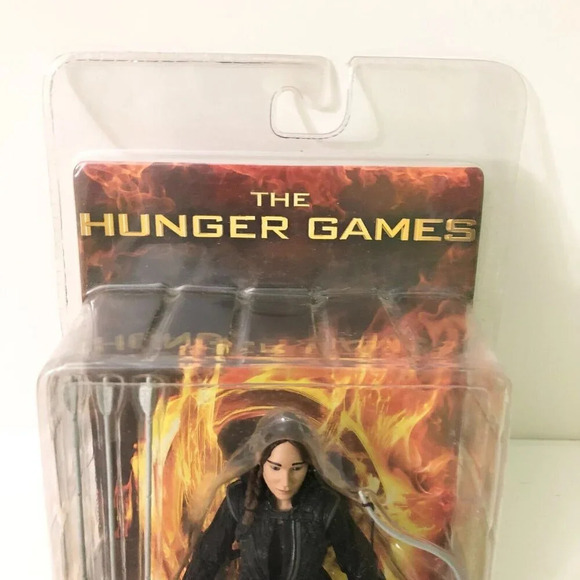 2012 The Hunger Games Katniss Everdeen Figure Jennifer Lawrence Damaged Box - Picture 3 of 16